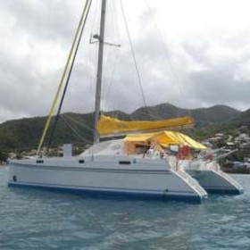 catamaran Catana 411 2