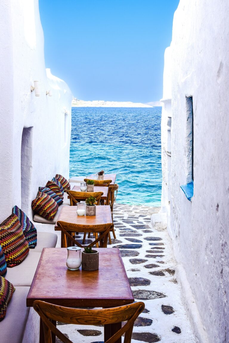 Paros